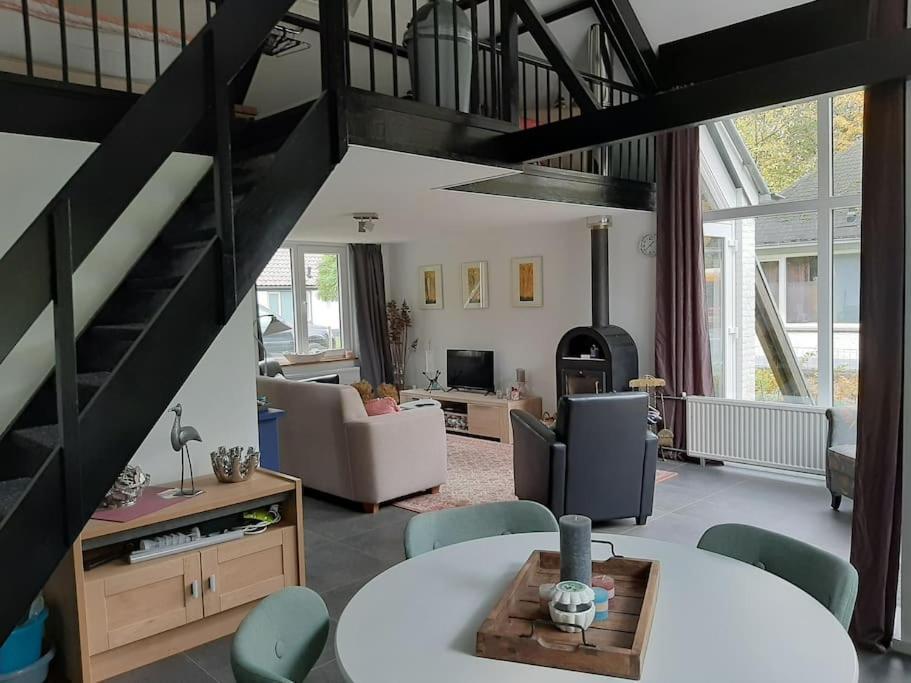Vrijstaande Recreatievilla Met Ruime Omheinde Tuin Posterholt エクステリア 写真