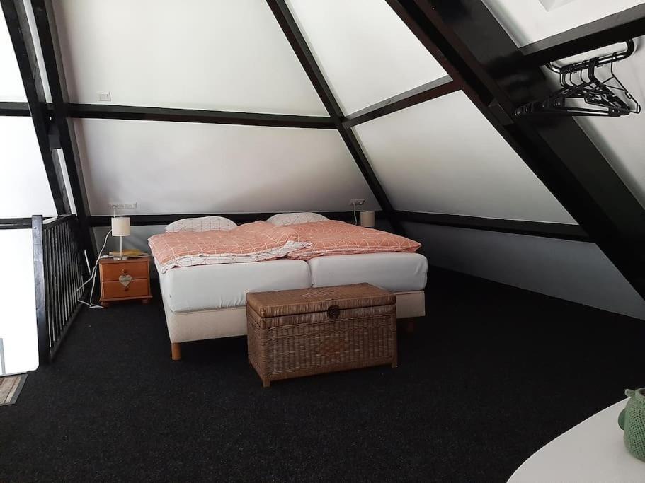 Vrijstaande Recreatievilla Met Ruime Omheinde Tuin Posterholt エクステリア 写真